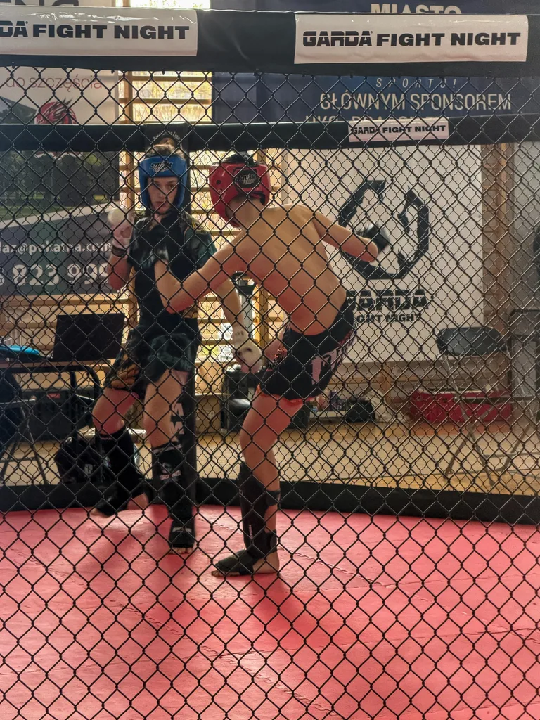 Mocny występ na Pucharze Polski MMA. Z Sochaczewa wrócili z medalami i cennym doświadczeniem (zdjęcia)
