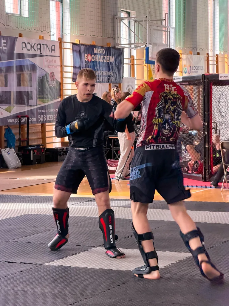 Mocny występ na Pucharze Polski MMA. Z Sochaczewa wrócili z medalami i cennym doświadczeniem (zdjęcia)