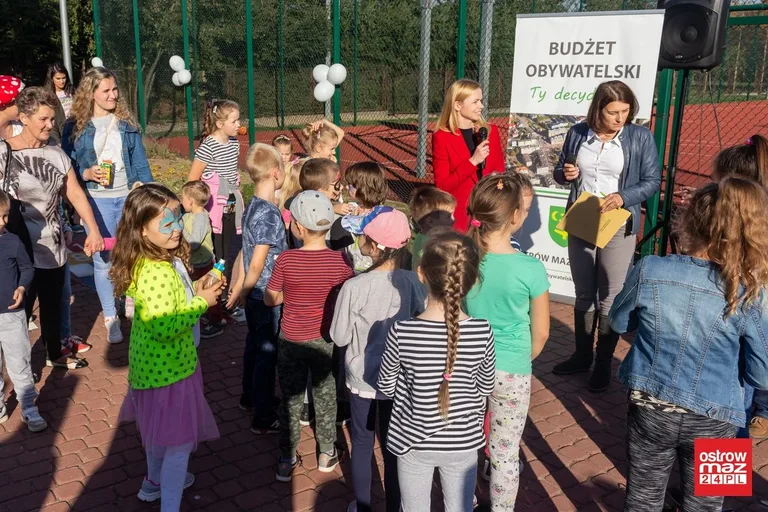 "Plac Pełen Radości" oficjalnie otwarty (zdjęcia)