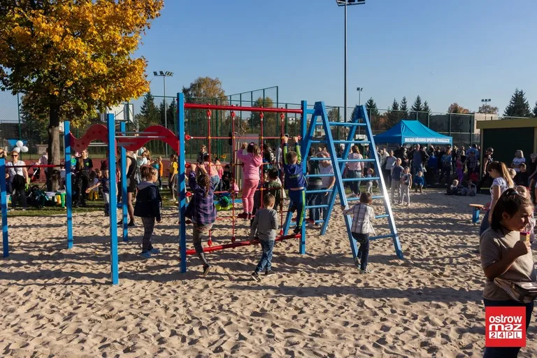 "Plac Pełen Radości" oficjalnie otwarty (zdjęcia)