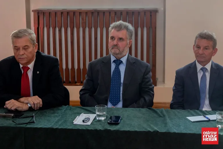Podsumowanie piątej kadencji rady powiatu ostrowskiego (zdjęcia, wideo)