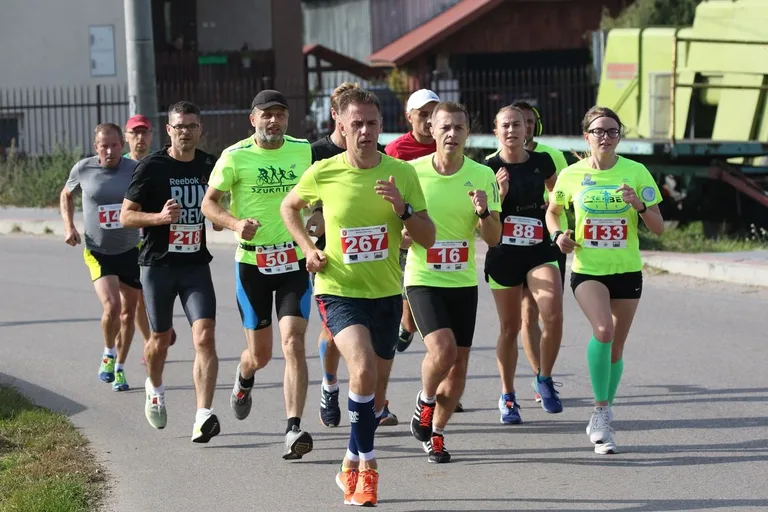 Dobre wyniki biegaczy z powiatu w Susku Starym (zdjęcia, wideo)
