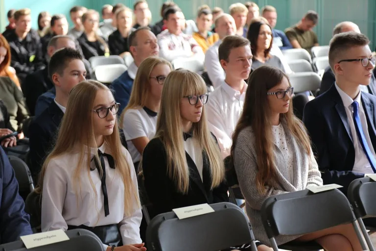 Stypendia marszałka przyznane (zdjęcia)