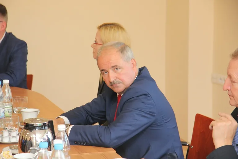 Sprzęt dla strażaków z Nieskórza (zdjęcia)