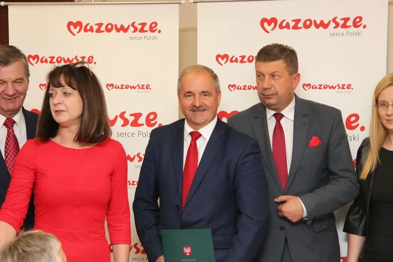 Sprzęt dla strażaków z Nieskórza (zdjęcia)