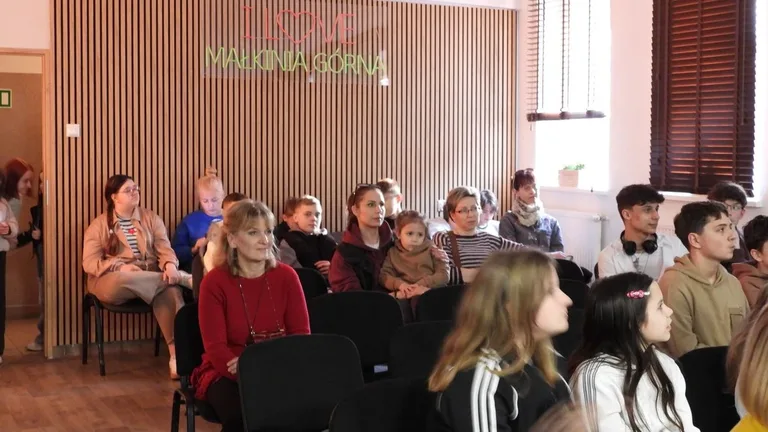 Noc z Sowami w małkińskim GOKiS (zdjęcia, wideo)