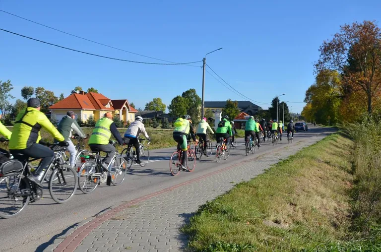 Rajd Rowerowy Śladami Prymasa Tysiąclecia (zdjęcia)