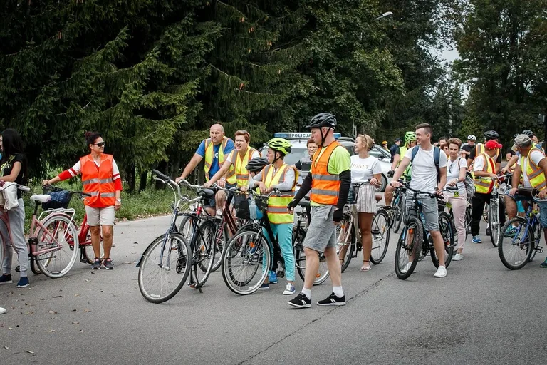 Rajd rowerowy w Andrzejewie. Upamiętnili poległych