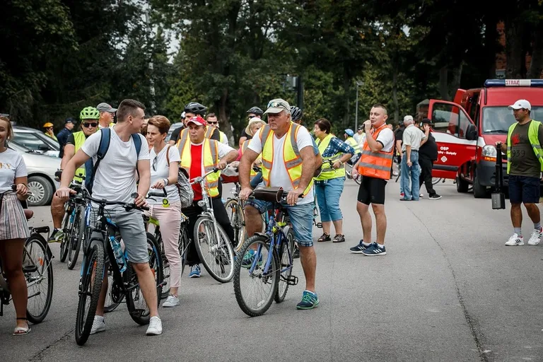 Rajd rowerowy w Andrzejewie. Upamiętnili poległych