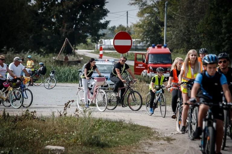 Rajd rowerowy w Andrzejewie. Upamiętnili poległych