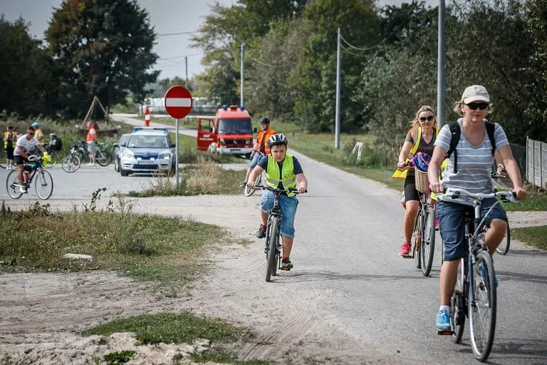 Rajd rowerowy w Andrzejewie. Upamiętnili poległych