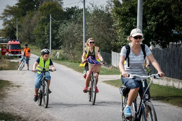 Rajd rowerowy w Andrzejewie. Upamiętnili poległych