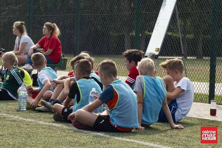 Dzień Sportu na orliku przy "trójce" (zdjęcia)