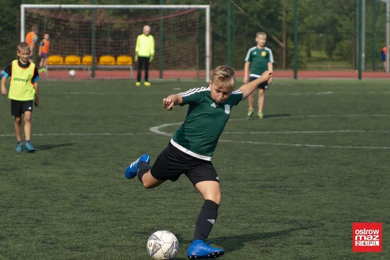 Dzień Sportu na orliku przy "trójce" (zdjęcia)