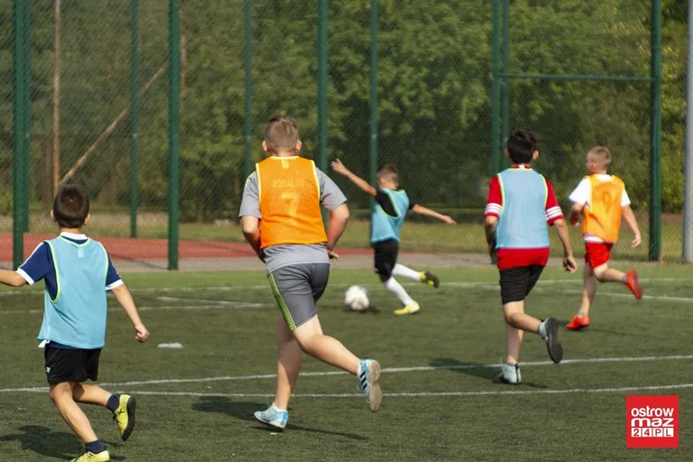 Dzień Sportu na orliku przy "trójce" (zdjęcia)