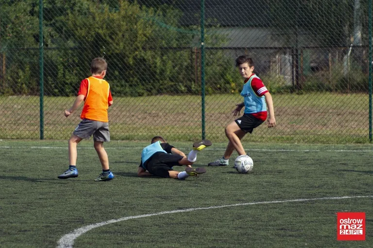 Dzień Sportu na orliku przy "trójce" (zdjęcia)