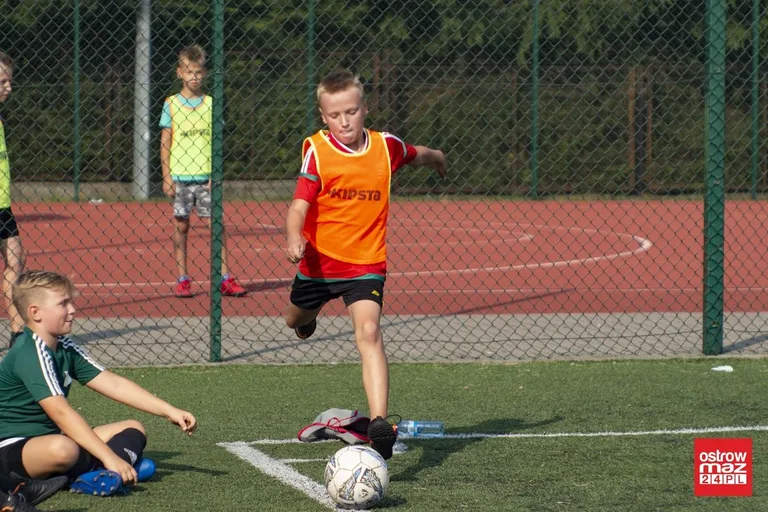 Dzień Sportu na orliku przy "trójce" (zdjęcia)