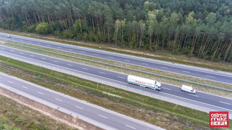 S8 wciąż w trakcie przebudowy (zdjęcia z lotu ptaka)
