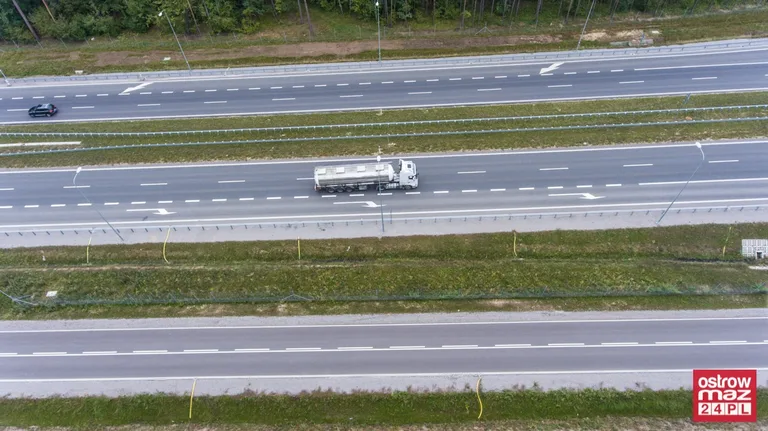 S8 wciąż w trakcie przebudowy (zdjęcia z lotu ptaka)