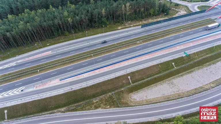 S8 wciąż w trakcie przebudowy (zdjęcia z lotu ptaka)