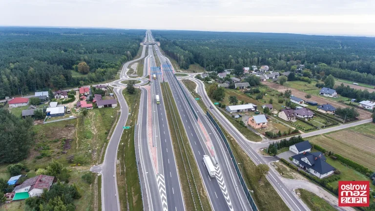 S8 wciąż w trakcie przebudowy (zdjęcia z lotu ptaka)