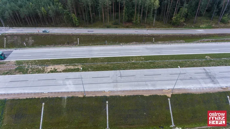 S8 wciąż w trakcie przebudowy (zdjęcia z lotu ptaka)