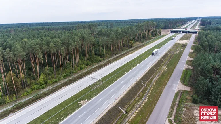 S8 wciąż w trakcie przebudowy (zdjęcia z lotu ptaka)