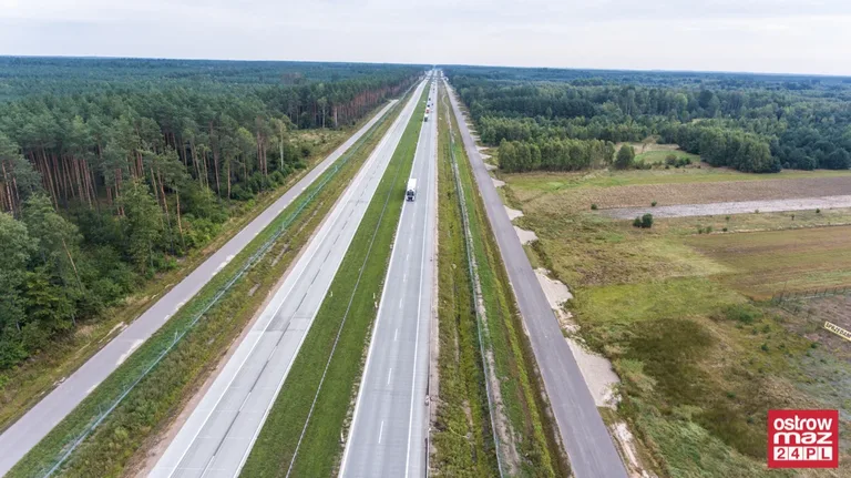 S8 wciąż w trakcie przebudowy (zdjęcia z lotu ptaka)