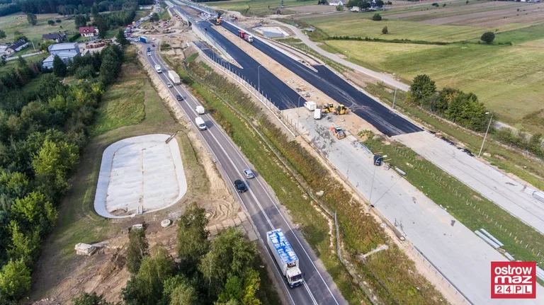 S8 wciąż w trakcie przebudowy (zdjęcia z lotu ptaka)