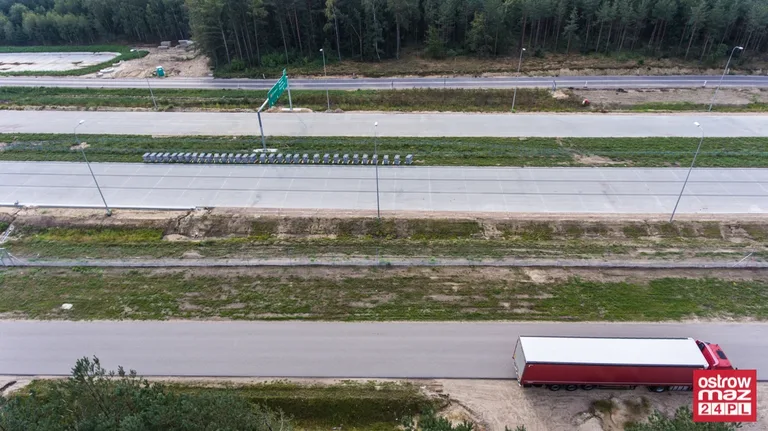 S8 wciąż w trakcie przebudowy (zdjęcia z lotu ptaka)