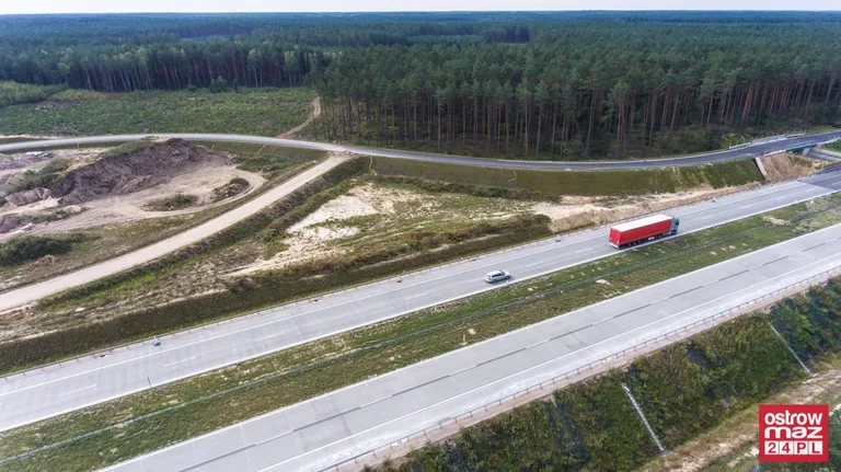 S8 wciąż w trakcie przebudowy (zdjęcia z lotu ptaka)