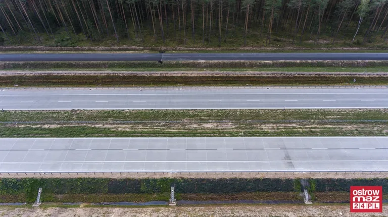 S8 wciąż w trakcie przebudowy (zdjęcia z lotu ptaka)