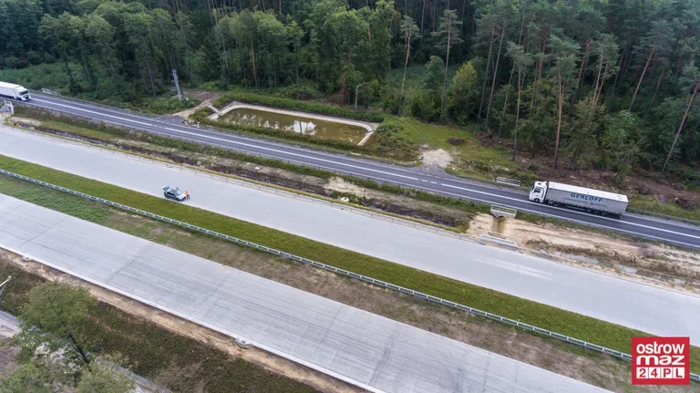 S8 wciąż w trakcie przebudowy (zdjęcia z lotu ptaka)