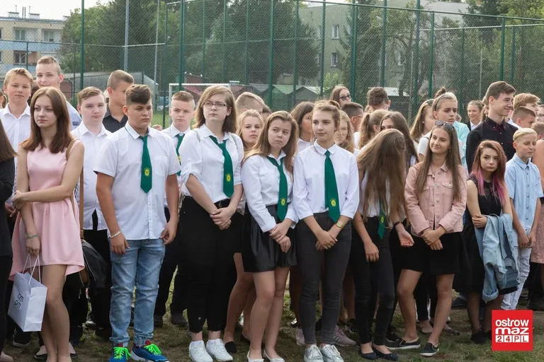 "Trójka" powitała nowy rok szkolny (zdjęcia)