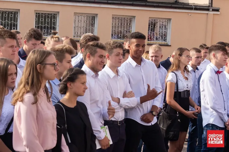 "Ekonomik" rozpoczął naukę w nowym roku szkolnym (zdjęcia)