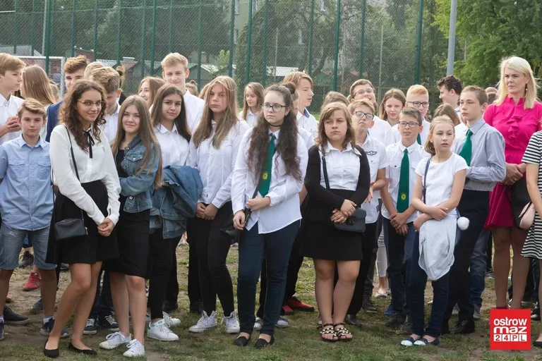 "Trójka" powitała nowy rok szkolny (zdjęcia)