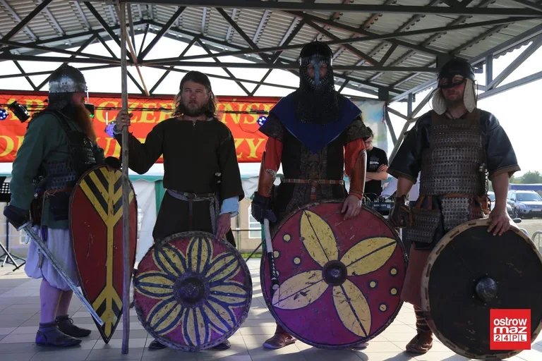 Moc atrakcji i zabawy na Jarmarkach Czerwińskich (zdjęcia, wideo)