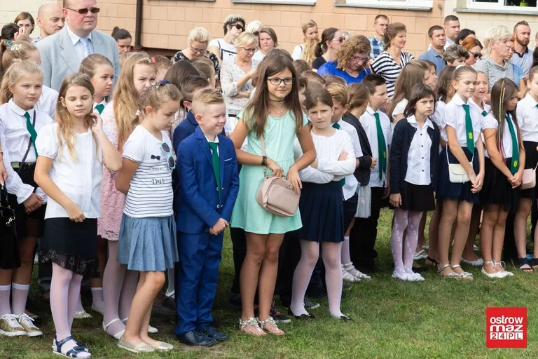 "Trójka" powitała nowy rok szkolny (zdjęcia)