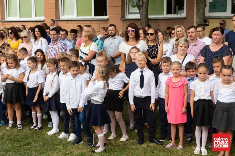 "Trójka" powitała nowy rok szkolny (zdjęcia)