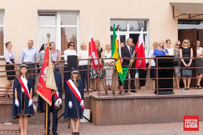 "Ekonomik" rozpoczął naukę w nowym roku szkolnym (zdjęcia)