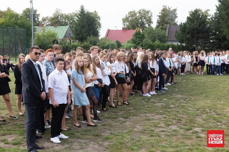 "Trójka" powitała nowy rok szkolny (zdjęcia)