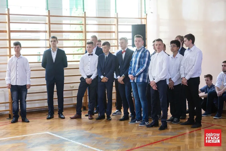 Uczniowie "Rubinka" gotowi do nauki (zdjęcia)