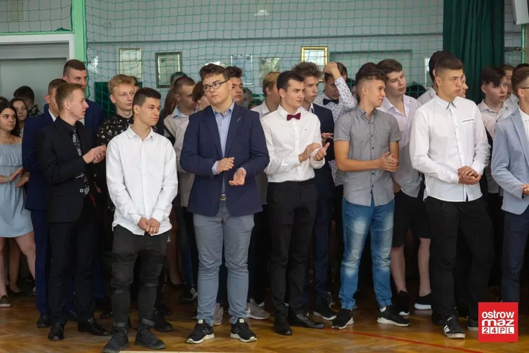 Uczniowie "Rubinka" gotowi do nauki (zdjęcia)