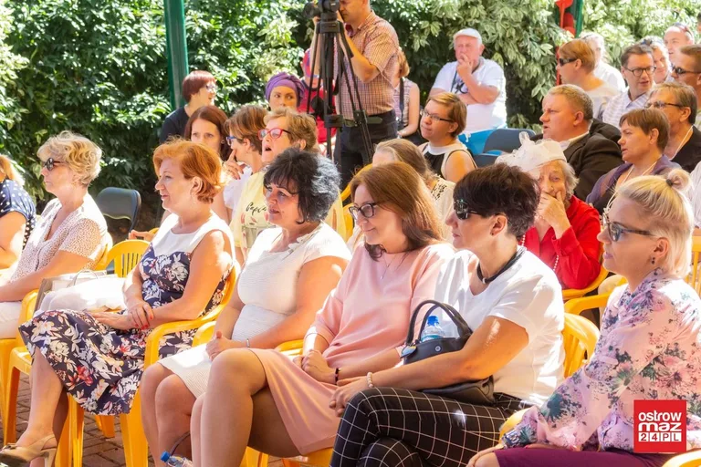 VI Ostrowski Festiwal Piosenki Odczarowanej Osób Niepełnosprawnych (zdjęcia, wideo)