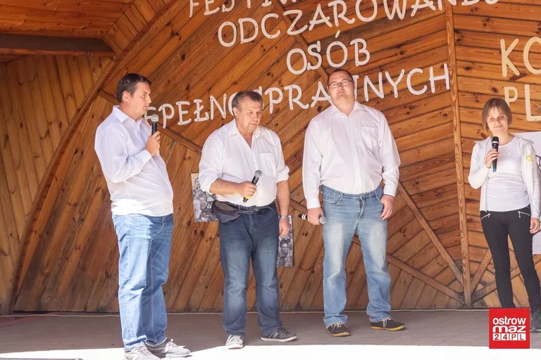 VI Ostrowski Festiwal Piosenki Odczarowanej Osób Niepełnosprawnych (zdjęcia, wideo)
