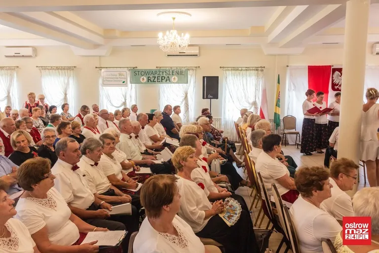 Koncert pieśni patriotycznych w Zarębach Kościelnych (zdjęcia, wideo)