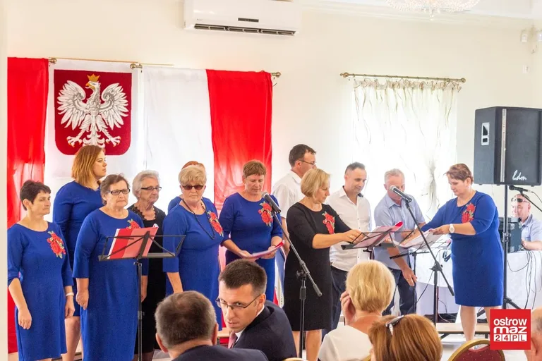 Koncert pieśni patriotycznych w Zarębach Kościelnych (zdjęcia, wideo)