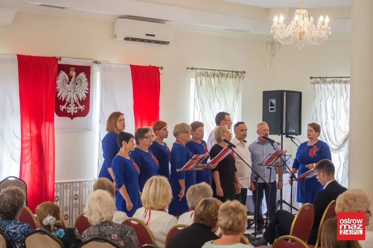 Koncert pieśni patriotycznych w Zarębach Kościelnych (zdjęcia, wideo)
