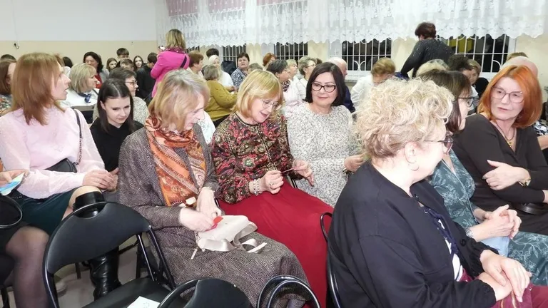 Wspólne świętowanie Dnia Kobiet i Dnia Mężczyzn w miejscowości Tymianki-Bucie (zdjęcia, wideo)