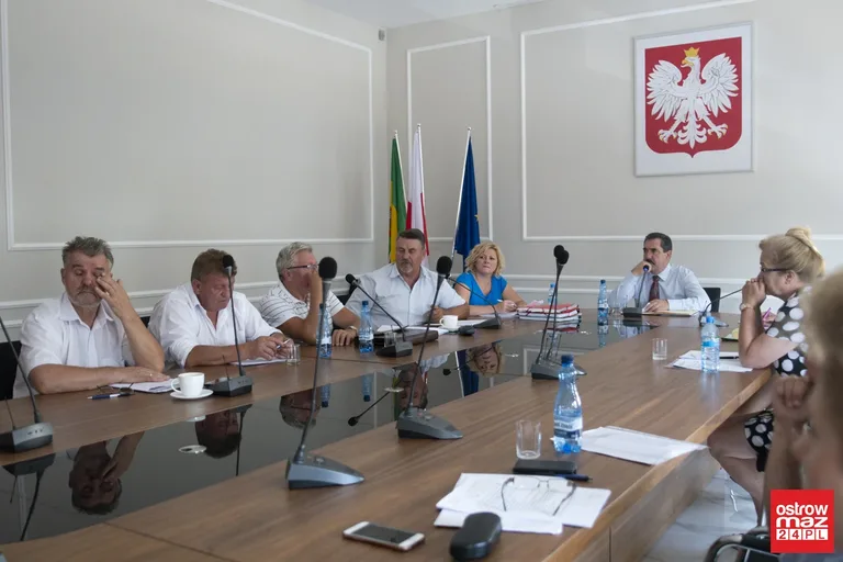 Za nami kolejna sesja rady powiatu (zdjęcia, wideo)